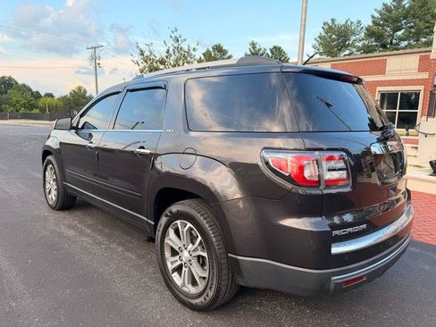 Used 2016 GMC Acadia SLT w/ Open Road Package FWD image 8