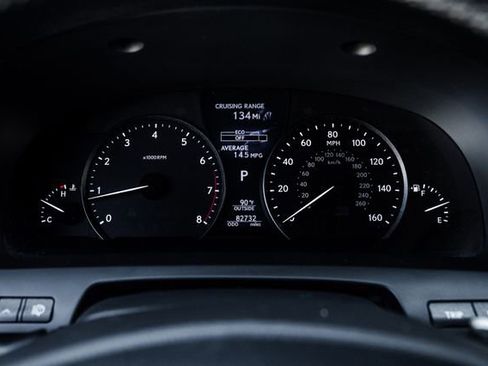 Used 2013 Lexus LS 460 w/ F-Sport Pkg RWD image 12
