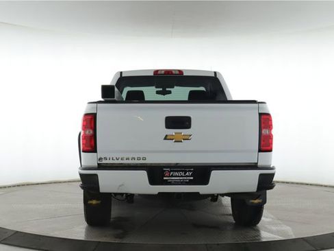 Used 2018 Chevrolet Silverado 1500 Custom w/ Custom Convenience Package AWD/4WD image 11