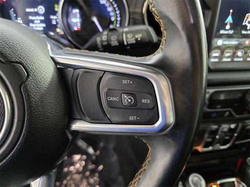 Certified 2021 Jeep Wrangler Unlimited Sahara image 20