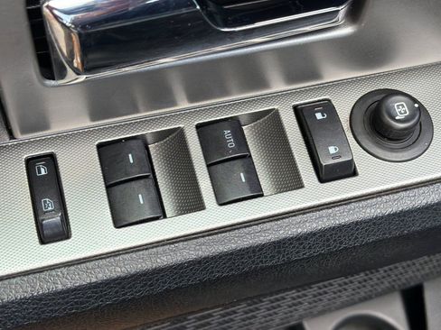 Used 2016 Ford Expedition EL XLT w/ Equipment Group 202A AWD/4WD image 14