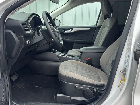 Used 2021 Ford Escape SE FWD image 17