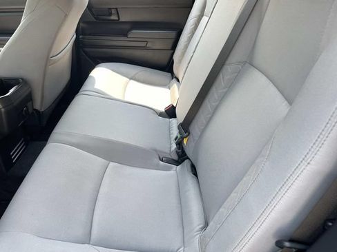 Used 2025 Toyota Tacoma SR5 AWD/4WD image 16