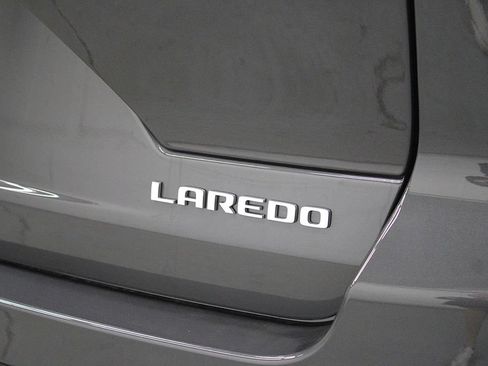 New 2026 Jeep Grand Cherokee Laredo X AWD/4WD image 39