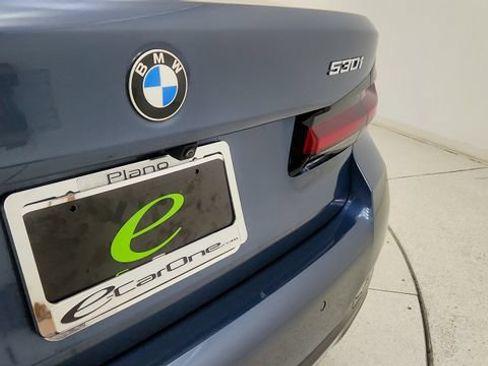 Used 2023 BMW 530i w/ M Sport Package RWD image 30