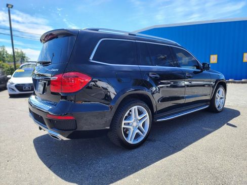 Used 2016 Mercedes-Benz GL 550 4MATIC image 6