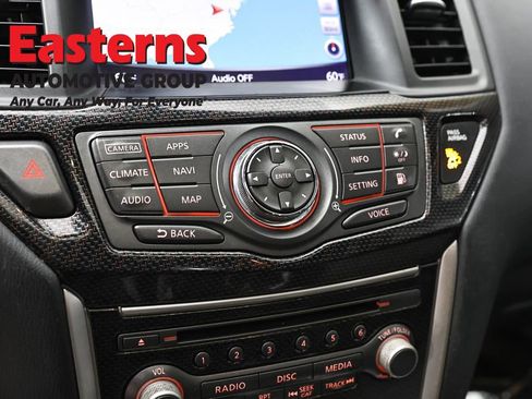 Used 2020 Nissan Pathfinder SL AWD/4WD image 20