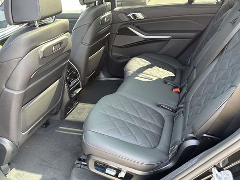 New 2027 BMW X7 xDrive40i w/ Executive Package AWD/4WD image 8