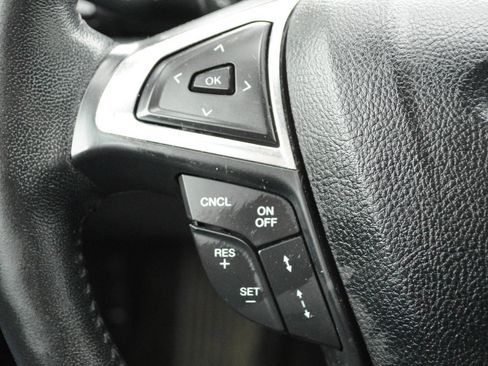 Used 2020 Ford Fusion Titanium image 31