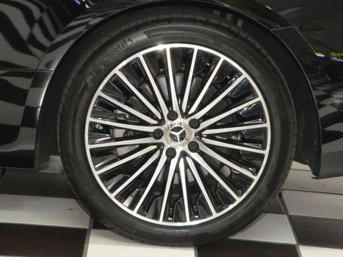Used 2024 Mercedes-Benz CLE 450 4MATIC Cabriolet w/ Driver Assistance Package image 14