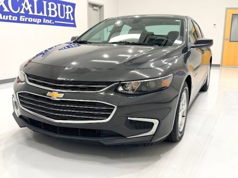 Used 2018 Chevrolet Malibu LS FWD image 7