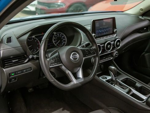 Used 2021 Nissan Sentra SV image 10
