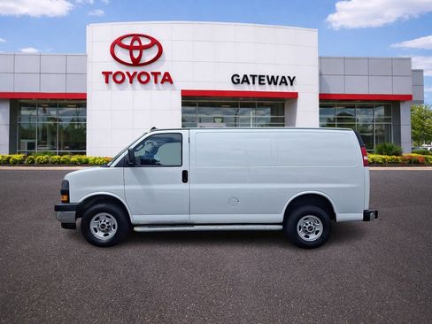 Used 2023 GMC Savana 2500 w/ Driver Convenience Package RWD image 7