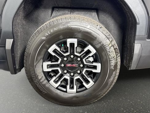 New 2026 GMC Sierra EV Elevation w/ Premium Package image 30