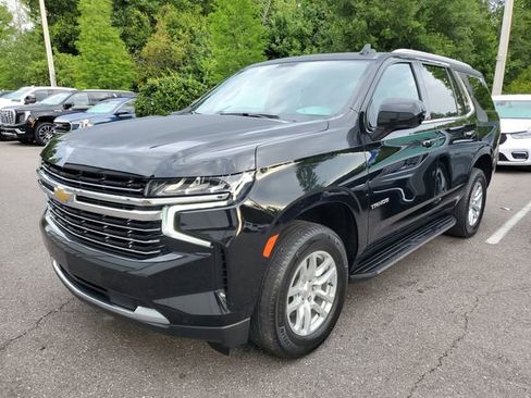 Used 2024 Chevrolet Tahoe LT RWD image 2