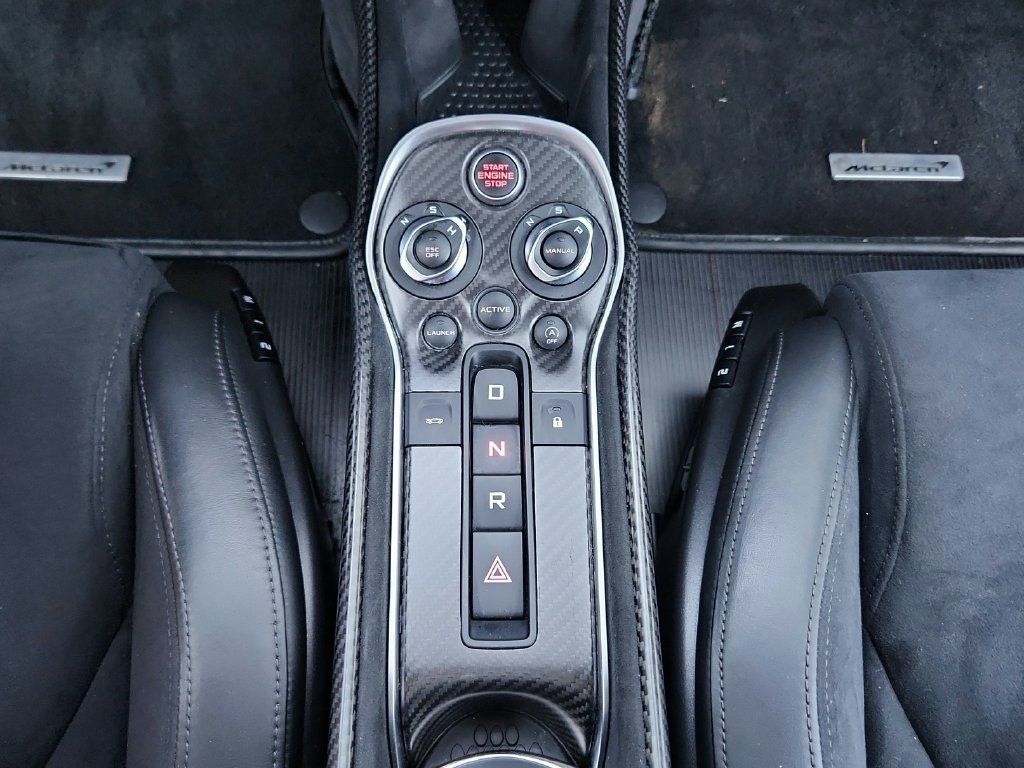 Used 2019 McLaren 600LT RWD image 31