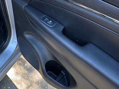 Used 2018 Jeep Grand Cherokee High Altitude AWD/4WD image 22