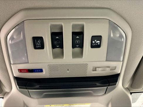 Used 2022 Subaru Ascent Onyx Edition image 27