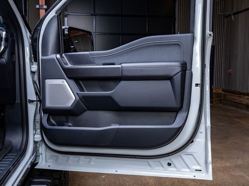 Used 2026 Ford F150 Lariat AWD/4WD image 38