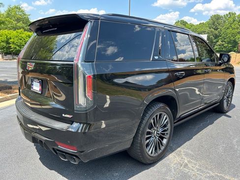 Used 2023 Cadillac Escalade V AWD/4WD image 29