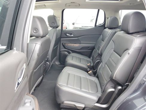 Used 2023 GMC Acadia Denali w/ Denali Ultimate Package image 14