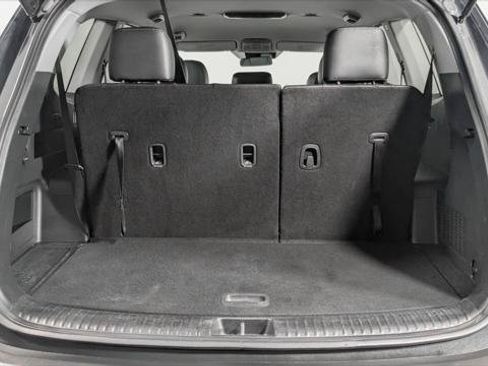 Used 2020 Kia Telluride LX FWD image 19