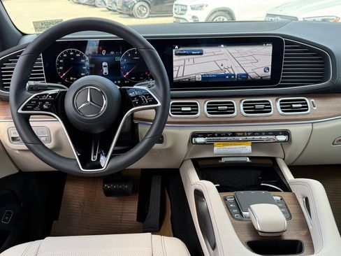 New 2026 Mercedes-Benz GLE 450 4MATIC Coupe image 25