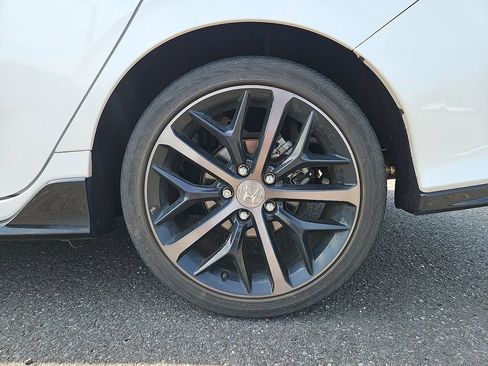 Used 2020 Honda Civic Sport image 9