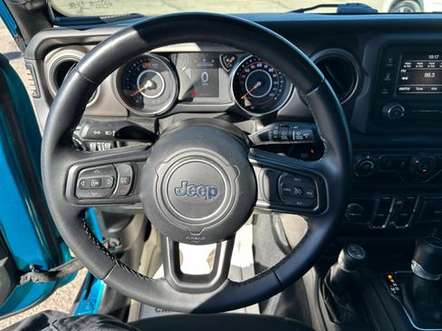 Used 2020 Jeep Wrangler Unlimited Sport S image 9
