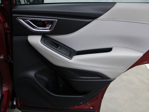 Used 2022 Subaru Forester Premium AWD/4WD image 21