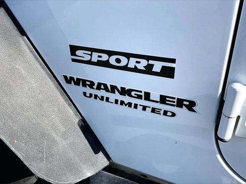 Used 2017 Jeep Wrangler Unlimited Sport w/ Quick Order Package 24S image 9