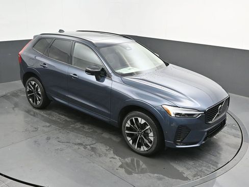 New 2026 Volvo XC60 B5 Ultra w/ Climate Package AWD/4WD image 29