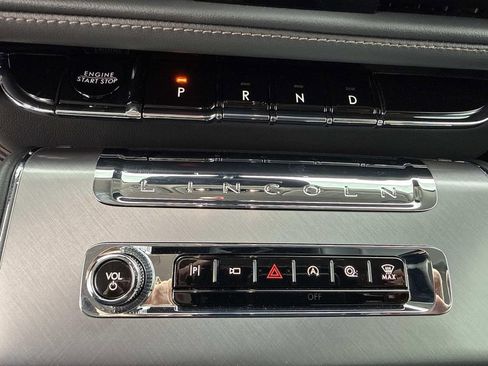 New 2026 Lincoln Aviator AWD image 28