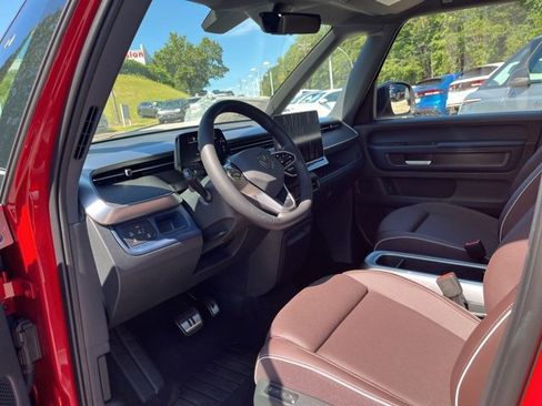 New 2025 Volkswagen ID. Buzz Pro S Plus image 6