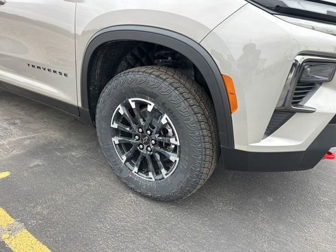 New 2026 Chevrolet Traverse Z71 image 4