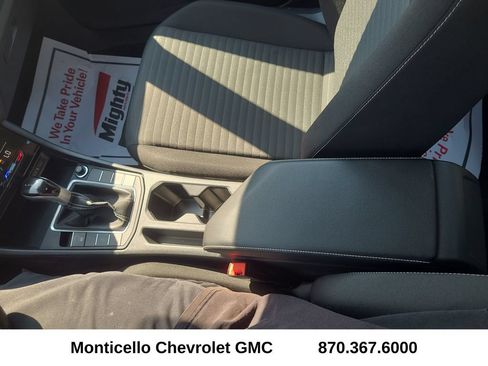 Used 2025 Volkswagen Jetta S FWD image 23