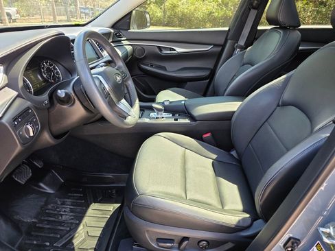 Used 2022 INFINITI QX50 Luxe image 25