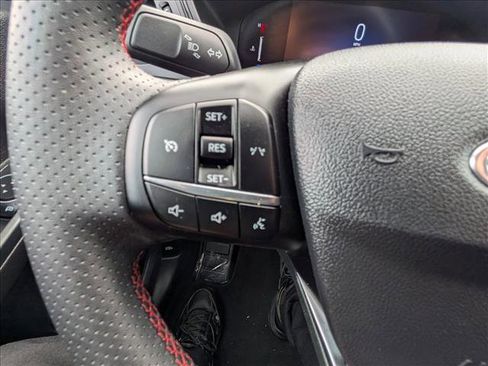 Used 2025 Ford Escape ST-Line image 7