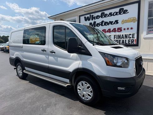 Used 2025 Ford Transit 250 Low Roof w/ Exterior Upgrade Package RWD image 2