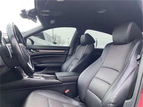 Used 2019 Honda Accord Sport image 11