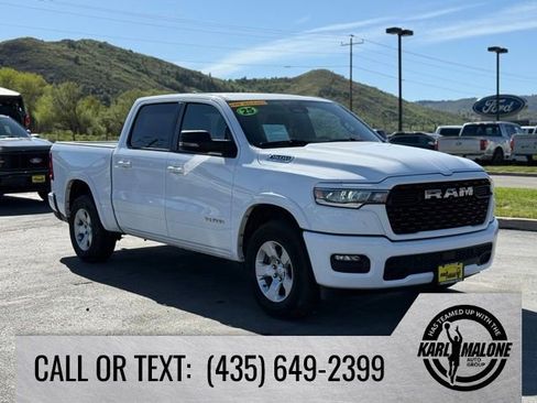 Used 2025 RAM 1500 Big Horn AWD/4WD image 8