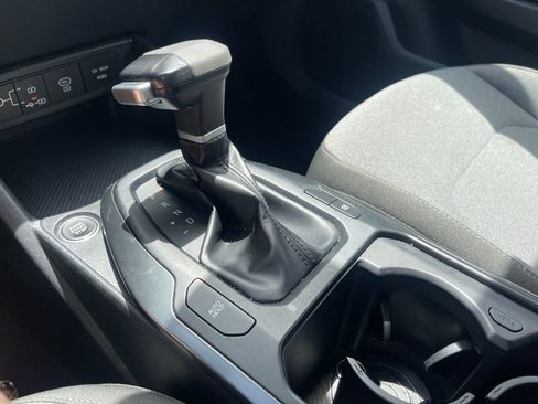 Used 2025 Kia K4 FWD image 18