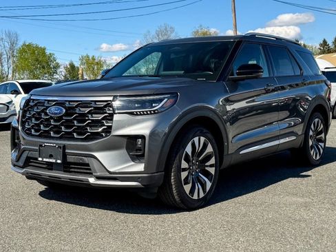 Used 2025 Ford Explorer Platinum w/ LUX Leather Package AWD/4WD image 7