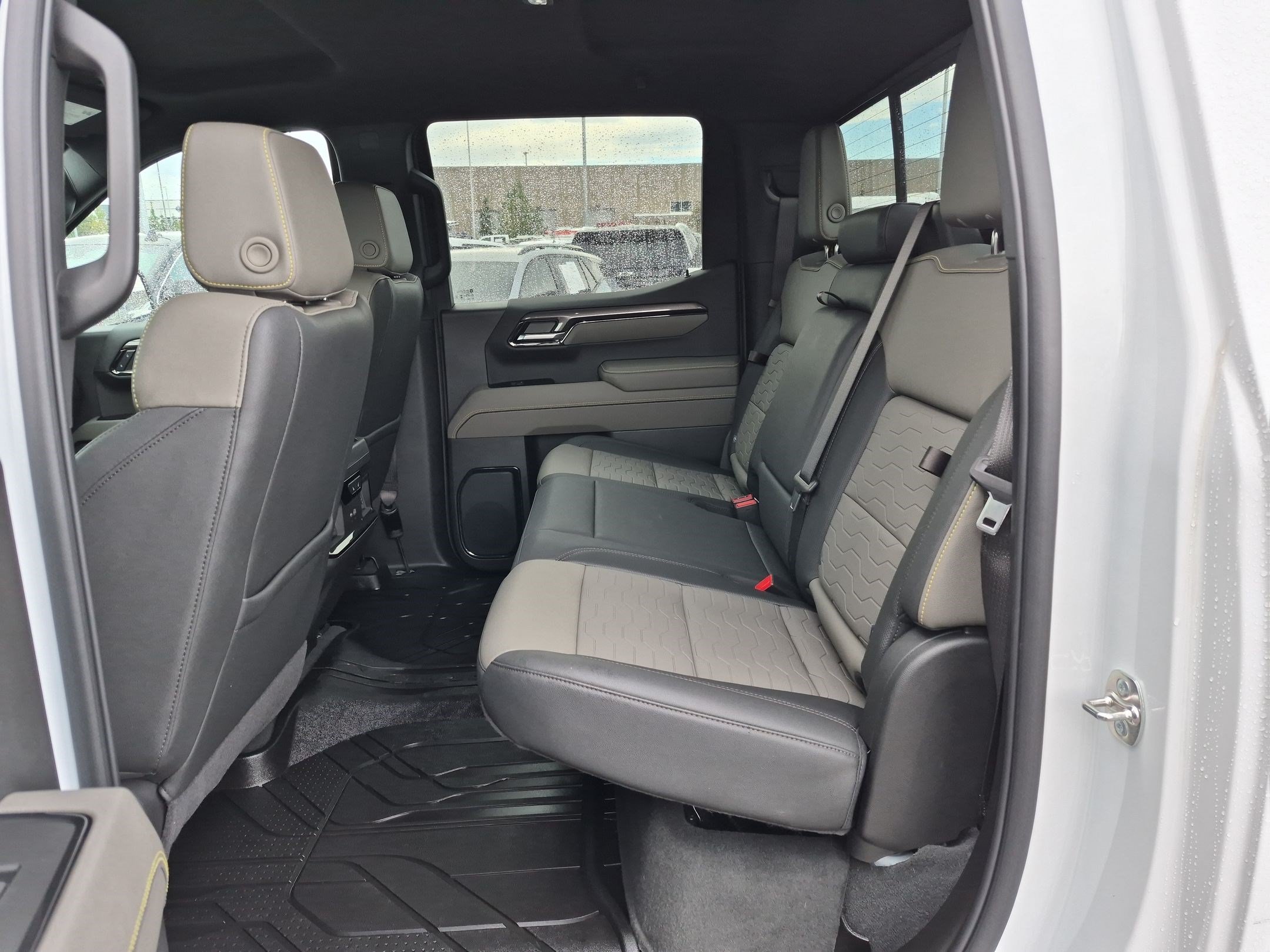 Used 2026 Chevrolet Silverado 1500 ZR2 w/ LPO, Dark Essentials Package AWD/4WD image 27