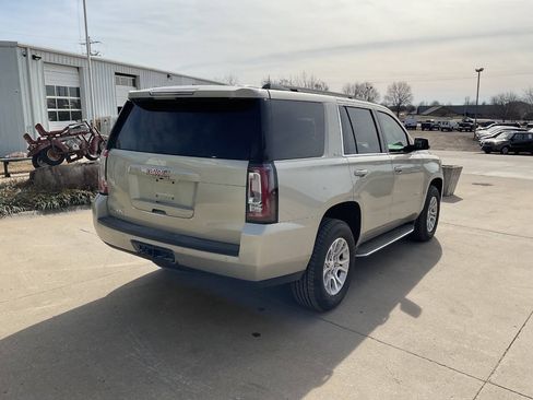 Used 2016 GMC Yukon SLE w/ Convenience Package RWD image 9