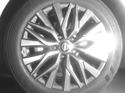 Used 2025 Nissan Altima 2.5 SV FWD image 12