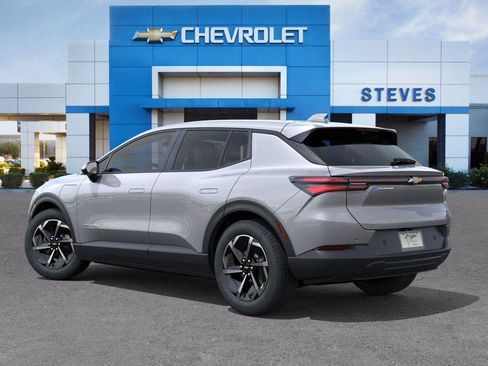 New 2026 Chevrolet Equinox EV LT w/ Comfort Package image 3