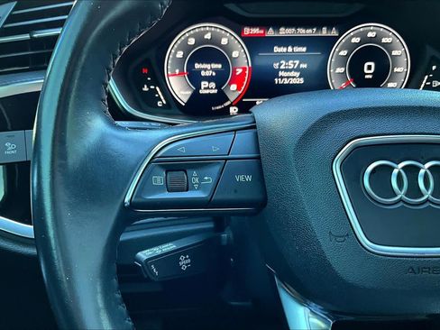 Used 2019 Audi Q3 2.0T Premium Plus image 22