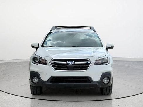 Used 2018 Subaru Outback 2.5i Limited AWD/4WD image 4