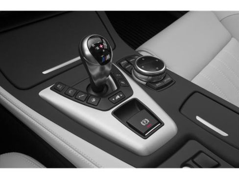 Used 2015 BMW M5 RWD image 11